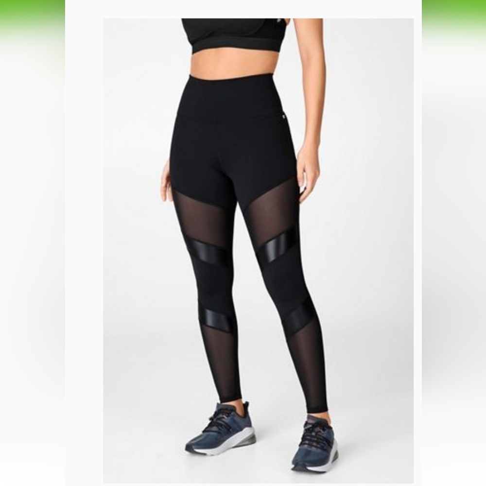 Define PowerHold® High-Waisted Legging